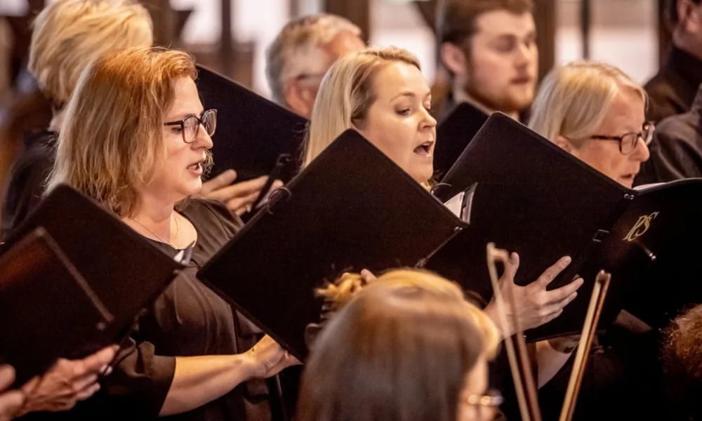 New members, irrespective of experience, are very welcome. In particular, the choir needs more men and singers with lower voices