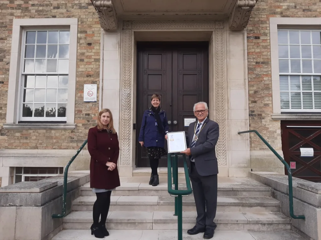 Chairman of Cambridgeshire County Council Cllr Mac McGuire and Chief Exec Gillian Beasley proudly received the Defence Employer Recognition Scheme Gold Award today in recognition of the Council's support to the Armed Forces Community across Cambridgeshire 