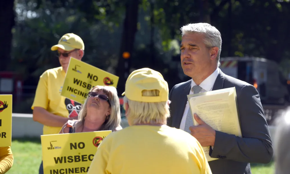 MP Steve Barclay hosting a WisWIN delegation to Parliament to re-iterate opposition from Wisbech to the mega incinerator