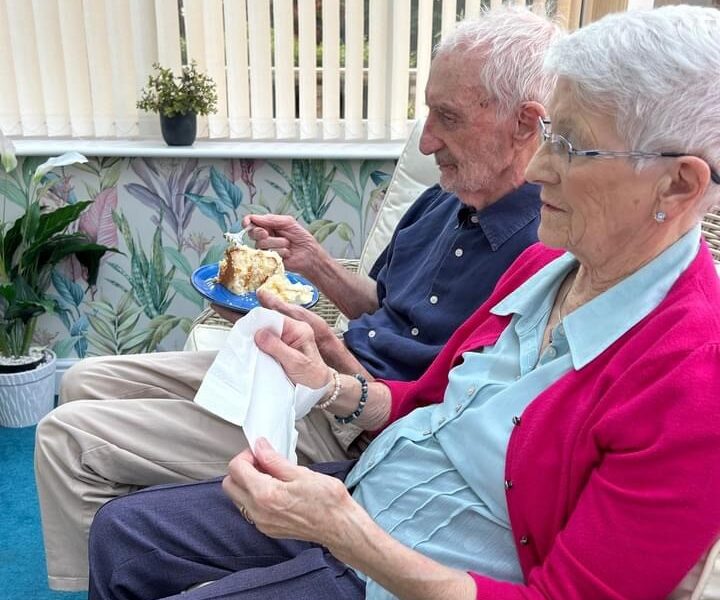 Dermott Rowan celebrating his 90th birthday with his wife: the couple have now been together for 70 years and married for 68