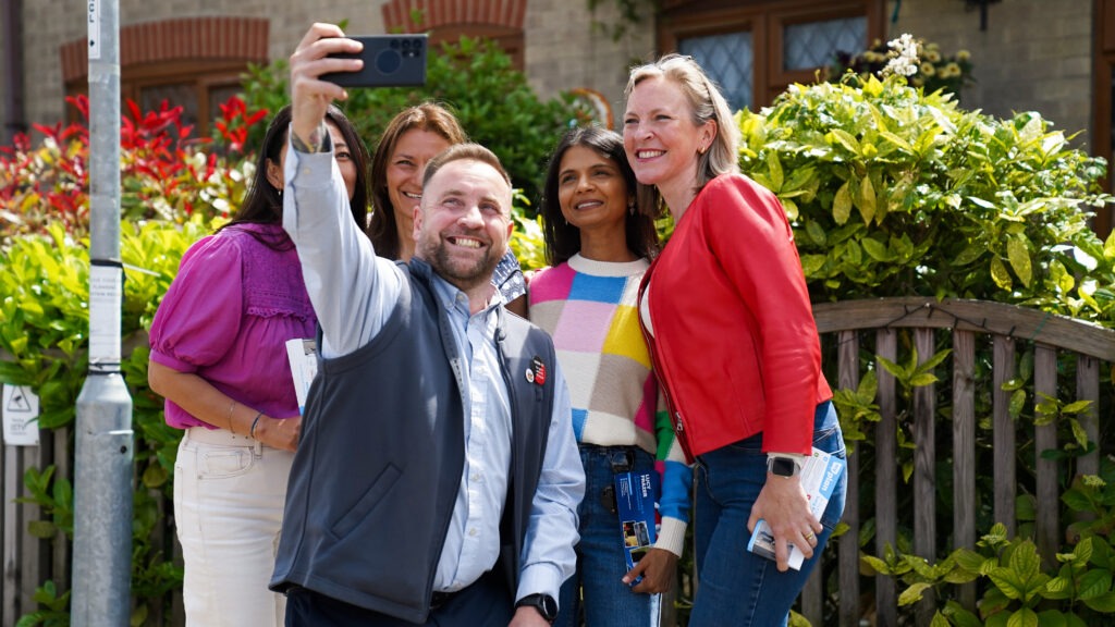 Akshata Murty took along Lucia Hunt, wife of the Chancellor, Jeremy Hunt, and Susie Cleverly, wife of the Home Secretary, James Cleverly to support Lucy Frazer