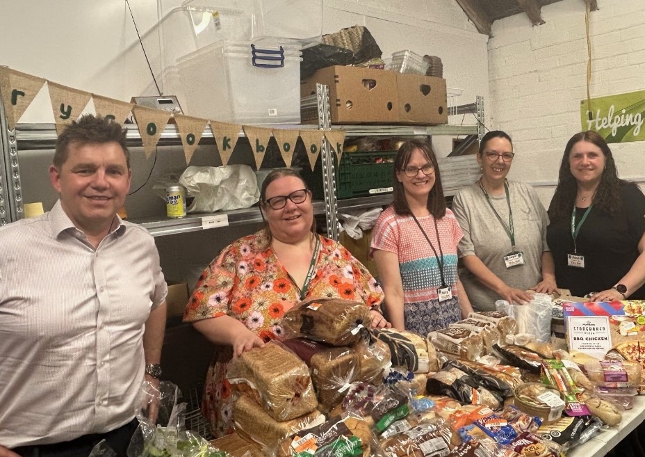 The Mayor of Cambridgeshire and Peterborough, Dr Nik Johnson, visited the Helping Whittlesey Community Pantry to show his support for their work